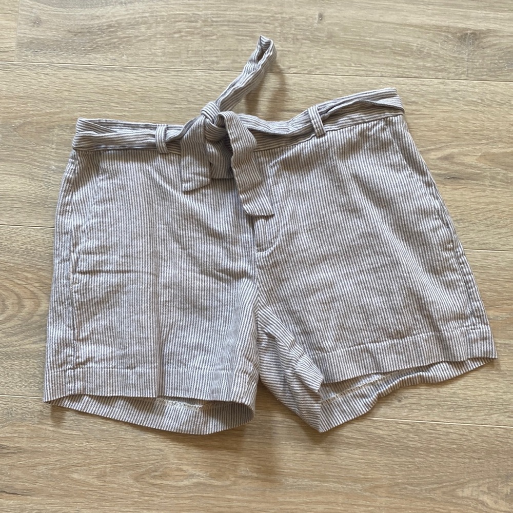 shorts with tie